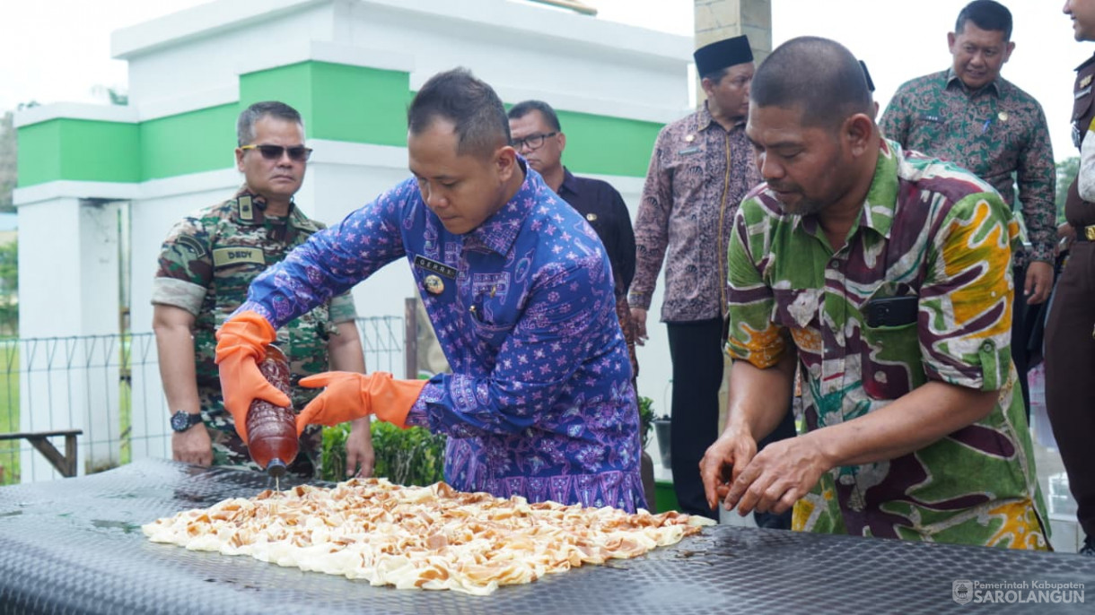 9 Oktober 2025&nbsp; Memperingatan Hari Batik Nasional Bertempat di lapangan gunung kembang kabupaten Sarolangun