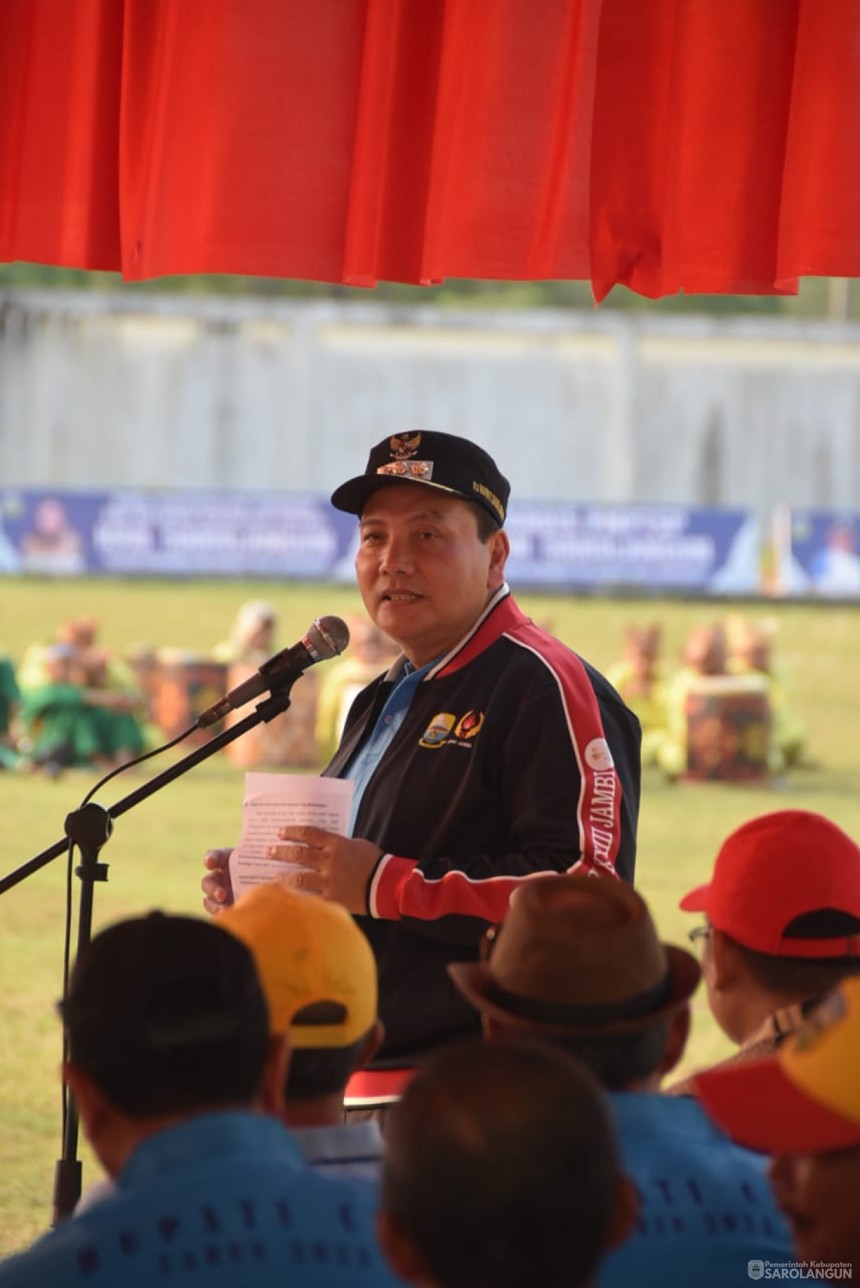 27 September 2023 - Penjabat Bupati Sarolangun Membuka Turnamen Bupati Cup di Lapangan KONI Sarolangun