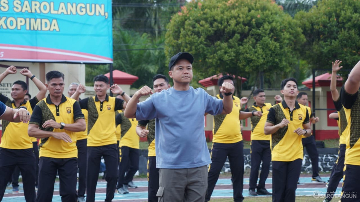 12 Desember 2025&nbsp; Olahraga Bersama Polres, TNI, Lapas, dan Forkopimda