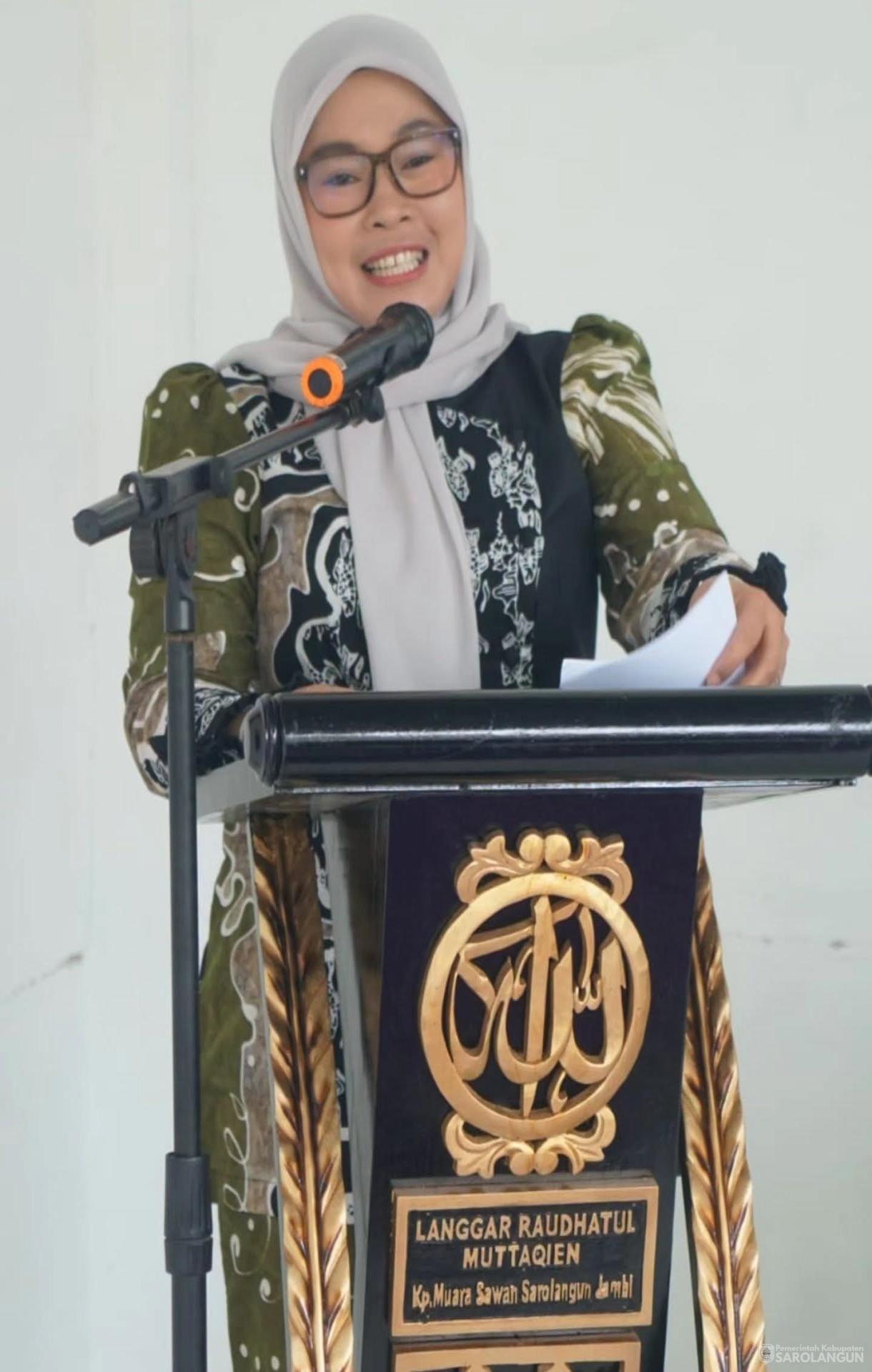 17 Juni 2026 Ketua TP. PKK Kab. Sarolangun membuka acara Launching Sekolah Lansia Sinar Senja kelurahan Dusun Sarolangun