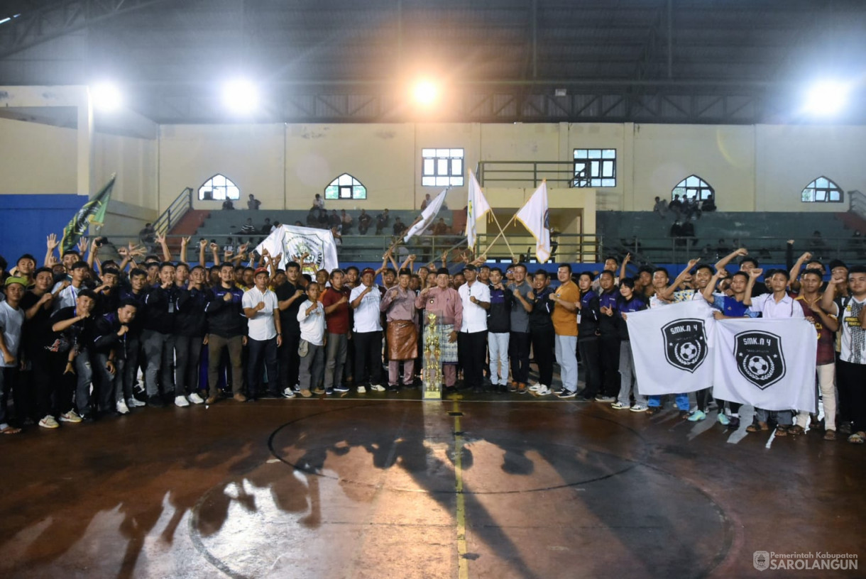 9 Oktober 2023 - Penjabat Bupati Sarolangun Menghadiri Sekaligus Membuka Turnamen Futsal Asosiasi Futsal Kabupaten Sarolangun di Koni Sport Center Sarolangun