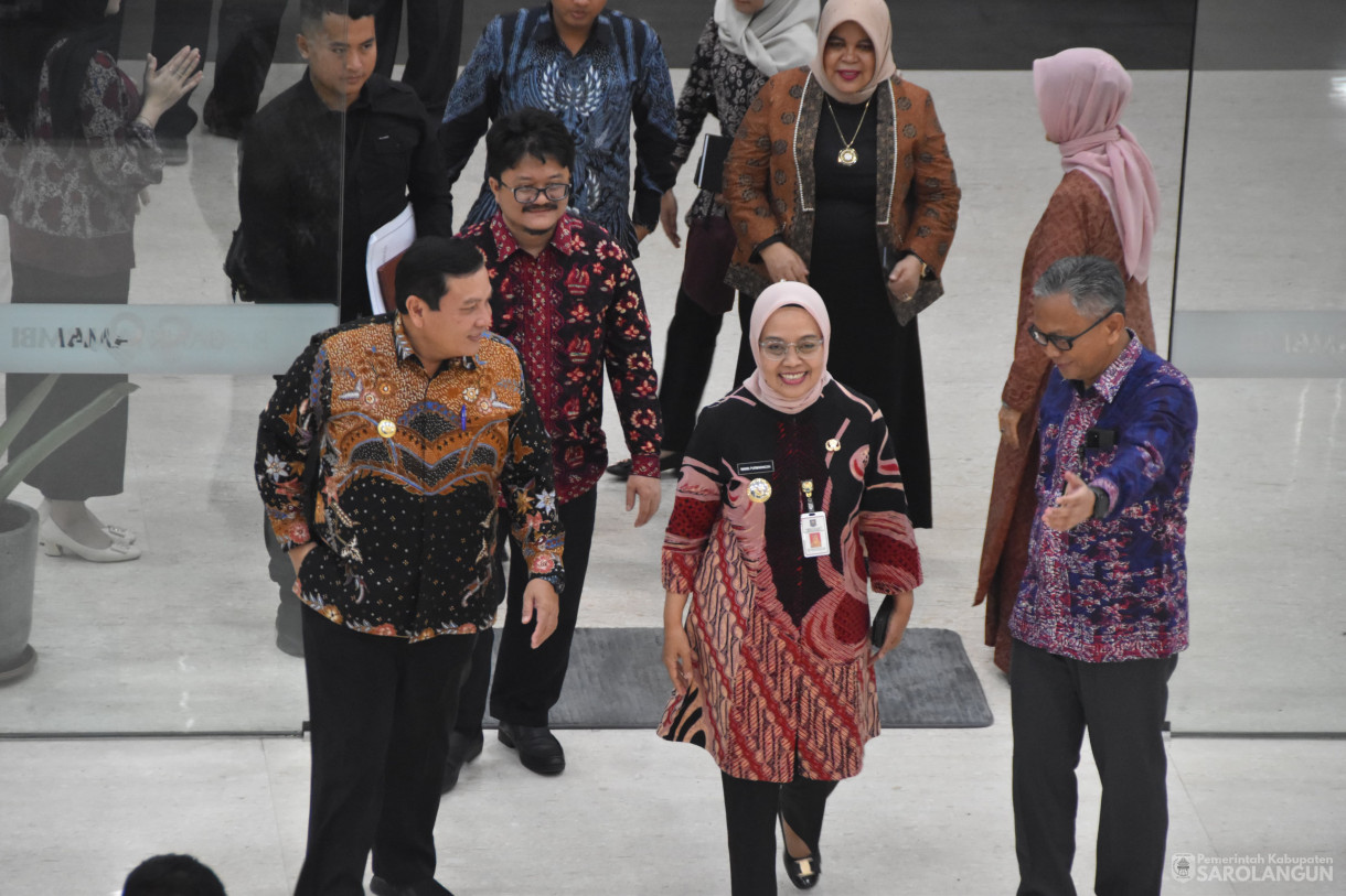 26 November 2023 - Rapat Umum Pemegang Saham Bank Pembangunan Daerah Jambi Di Mahligai Bank Pembangunan Daerah Jambi