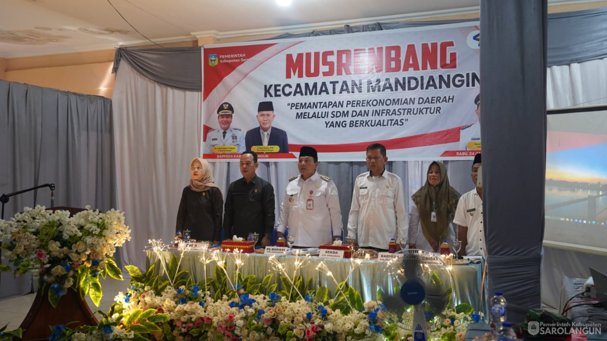 24 Januari 2024 - Musrenbang Kecamatan Mandiangin Di Kantor Camat Mandiangin