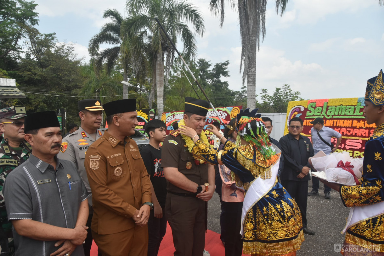 29 Juli 2025 - Penyambutan Kejari Sarolangun di Kantor Kejaksaan Negeri Sarolangun