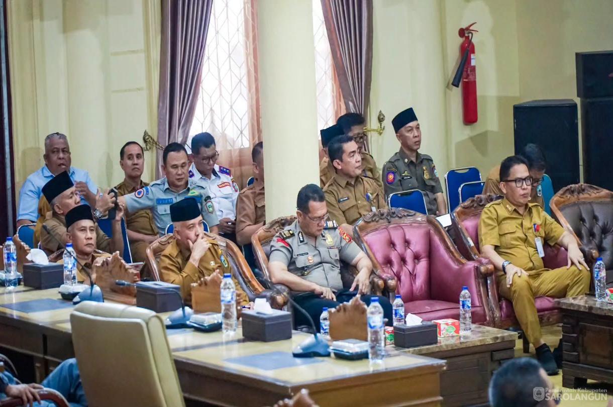 3 Agustus 2026 Rapat Paripurna Tingkat I Tahap II di Gedung DPRD Kabupaten Sarolangun dan Rapat Paripurna Laporan Pansus II dan Pansus III DPRD Kabupaten Sarolangun Terhadap PAD dan Aset Kabupaten Sarolangun
