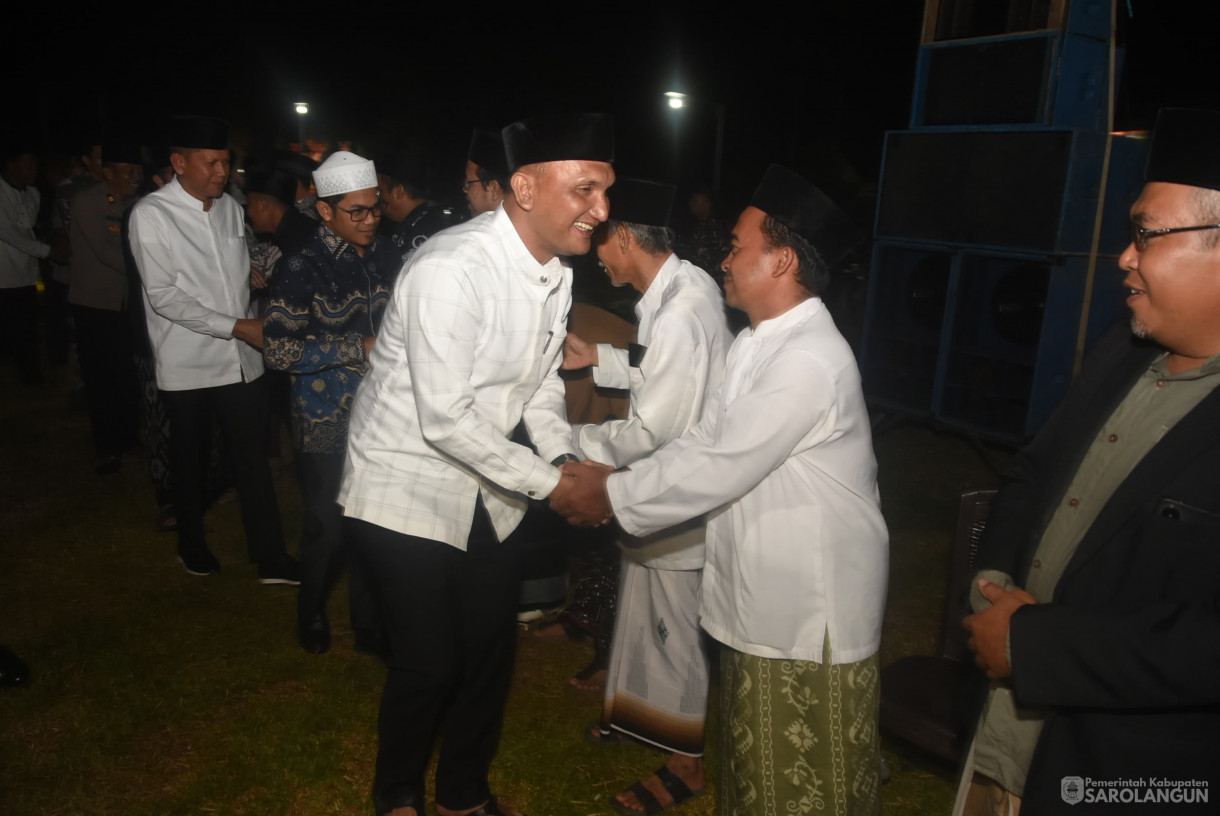 21 Juli 2025 -&nbsp;Pengajian Akbar Dalam Rangka HUT Desa Mentawak Baru ke 39 dan Santunan Anak Yatim