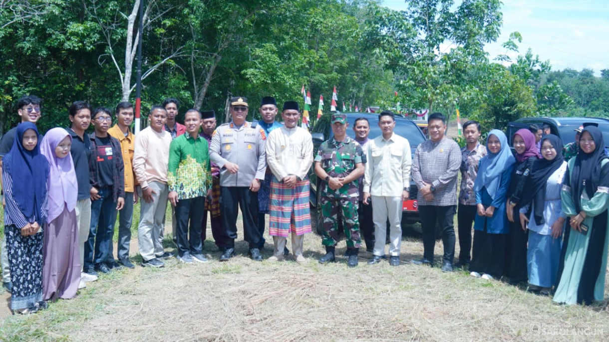 8 Oktober 2025 Bupati Sarolangun bersama Forkopimda Sarolangun Lakukan Penanaman Jagung Serentak Kuartal IV