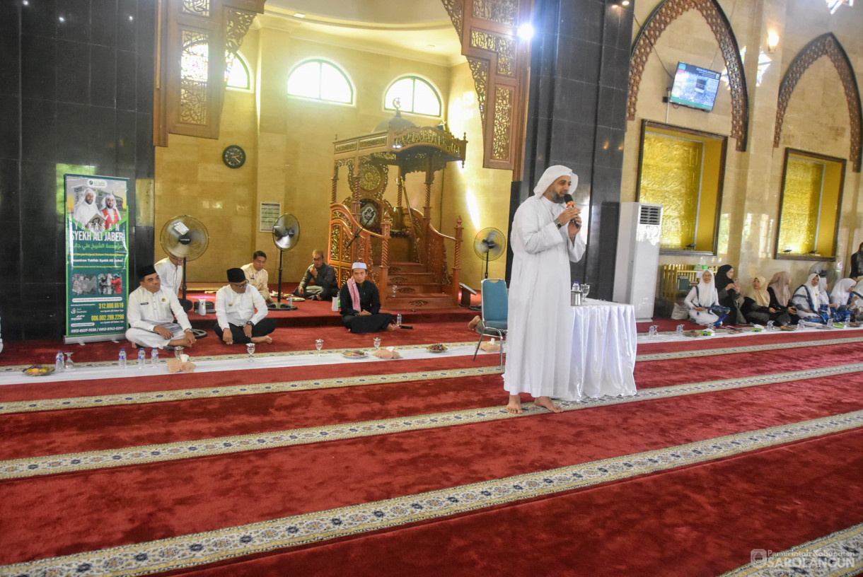 14 Oktober 2024 - Tabligh Akbar Bertempat di Masjid Assulthon Sarolangun 