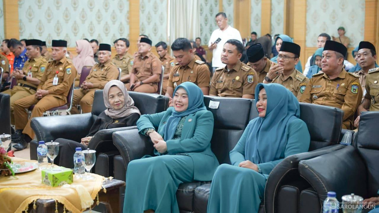 14 April 2026 Serah Terima Jabatan Camat Tahun 2026 di Ruang Aula Utama Kantor Bupati Sarolangun