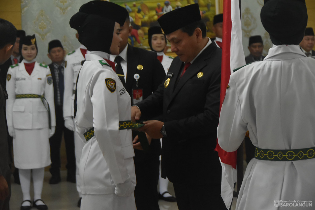 15 Agustus 2024 -&nbsp;Pengukuhan Pasukan Pengibar Bendera Pusaka, Bertempat di Aula Utama Kantor Bupati Sarolangun