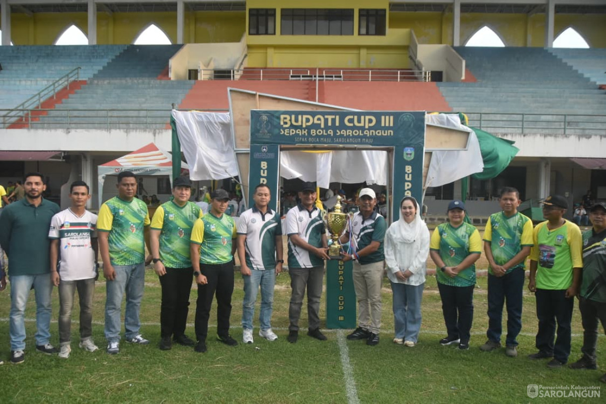 2 November 2025 Pertandingan Exhibition Pembukaan Bupati Cup Sarolangun di GOR Sarolangun