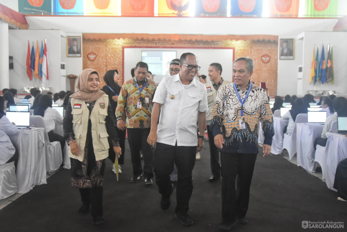 26 Oktober 2024 -&nbsp;Monitoring Pelaksanaan Tes SKD CPNS Pemerintah Kabupaten Sarolangun, Bertempat di Balairung Universitas Jambi