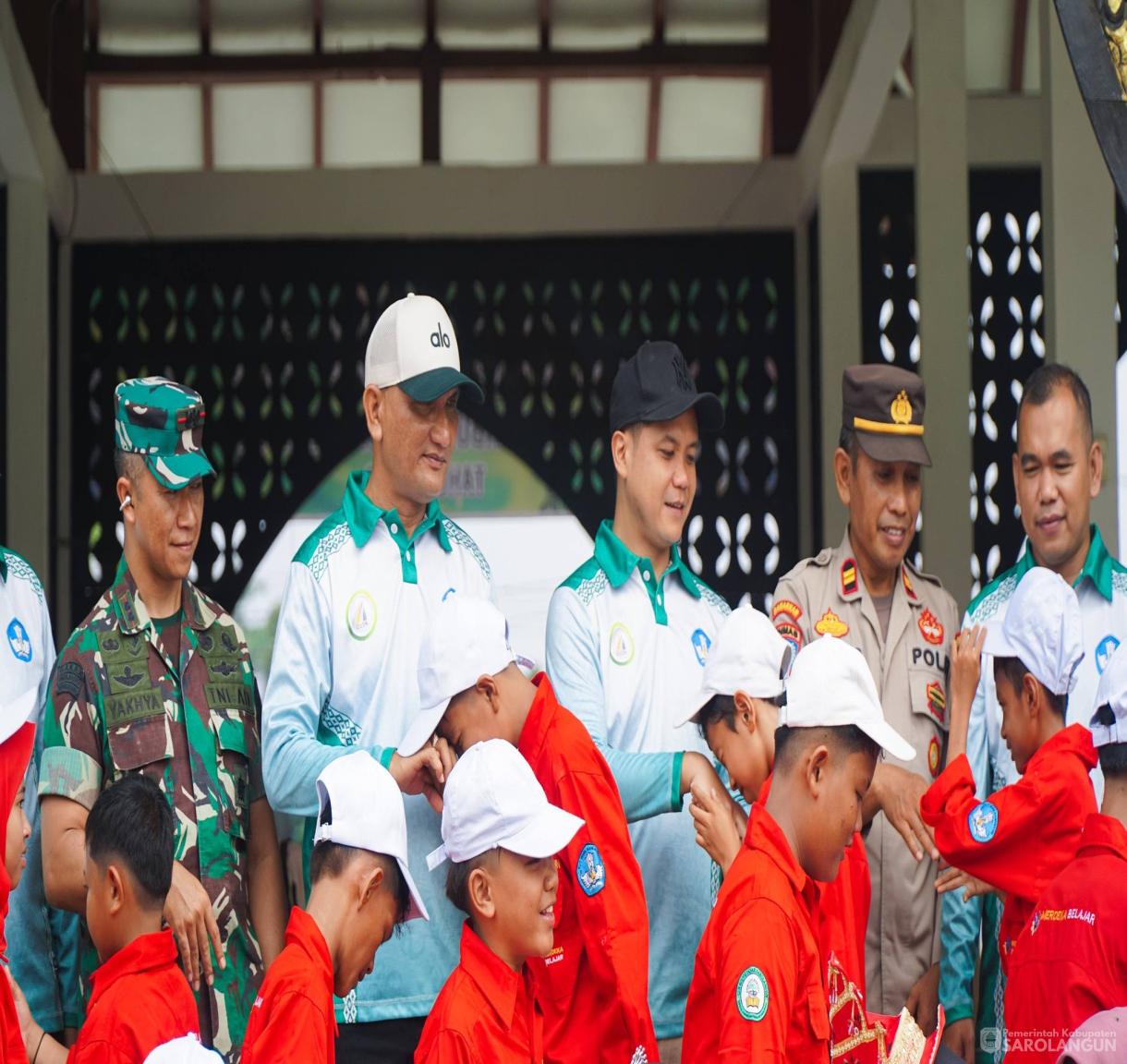 4 Juni 2026 Upacara Pembukaan O2SN, FLS3N, dan GSU Jenjang SD dan SMP Tingkat Kabupaten Sarolangun Tahun 2026 di Lapangan Gunung Kembang Sarolangun