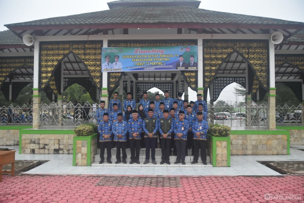 17 November 2025&nbsp; Apel Gabungan Sekaligus Praktek SERUT 17 PENTING di Lingkungan Pemerintah Kabupaten Sarolangun