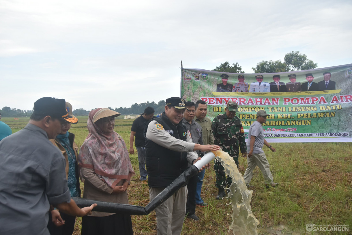 10 Agustus 2024 -&nbsp;Penyerahan Pompa Air di Kelompok Tani Lesung Batu, Bertempat di Desa Panegah Kecamatan Pelawan