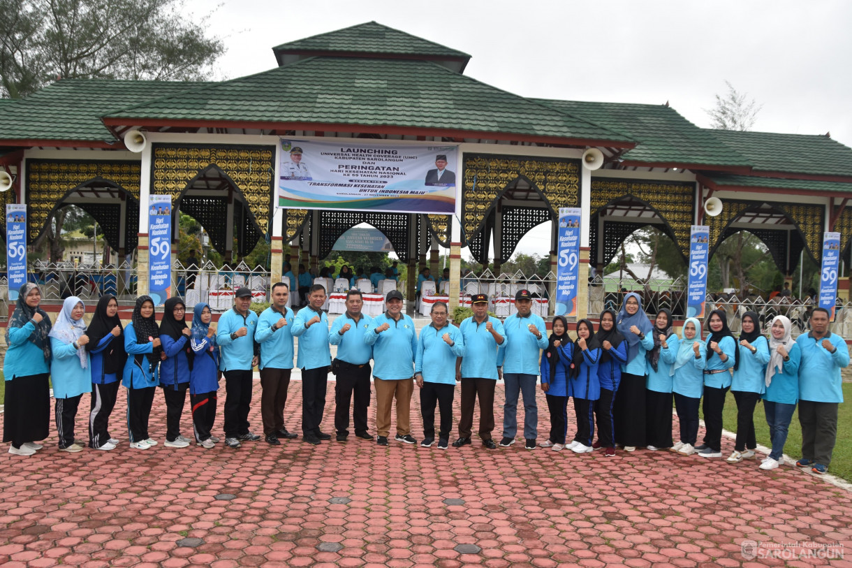 27 November 2023 - Memperingati Hari Kesehatan Nasional ke 59 Tahun 2023 Dilapangan Gunung Kembang Kab. Sarolangun