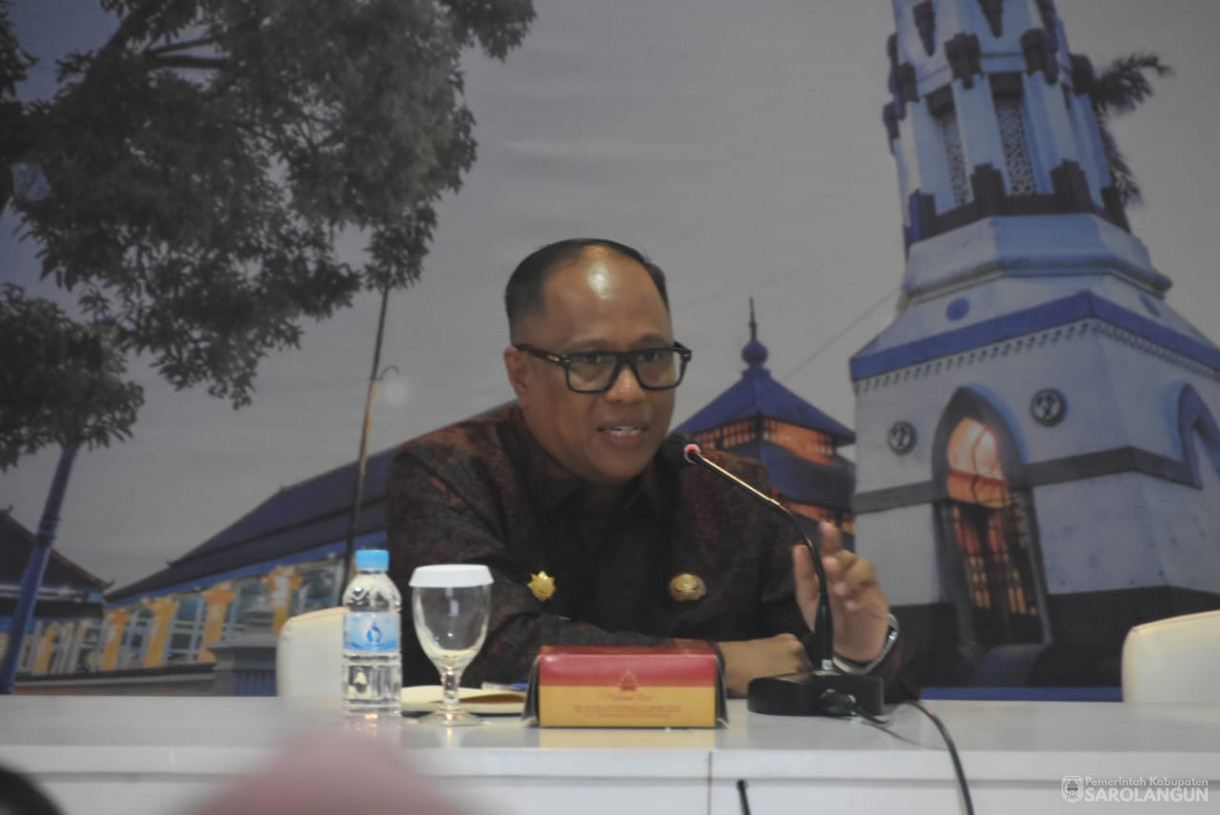 6 Desember 2024 - Studi Tiru MCP KPK Pemerintah Kabupaten Sarolangun Dengan Pemerintah Kota Solo, Bertempat di Aula Kantor Walikota Solo Provinsi Jawa Tengah 