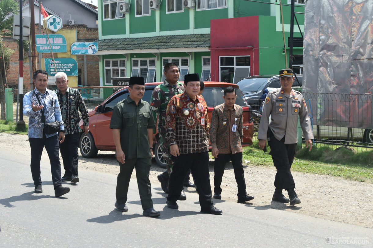 18 April 2024 - Penyerahan Bantuan Untuk Keluarga Berisiko Stunting Dari Bapak Asuh Anak Stunting Di Puskesmas Pauh