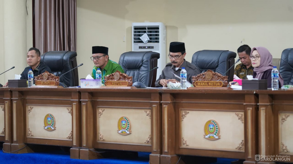 27 November 2025&nbsp; Bupati Sarolangun Hurmin Teken Kesepakatan Bersama Terkait Perda APBD TA 2026&nbsp;