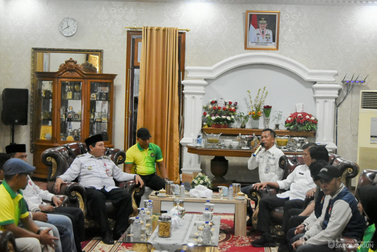 19 Juni 2024 - Sarapan Bersama Sekaligus Pelepasan Atlit Cabor Taekwondo Dalam Kejurprov Di Rumah Dinas Bupati Sarolangun