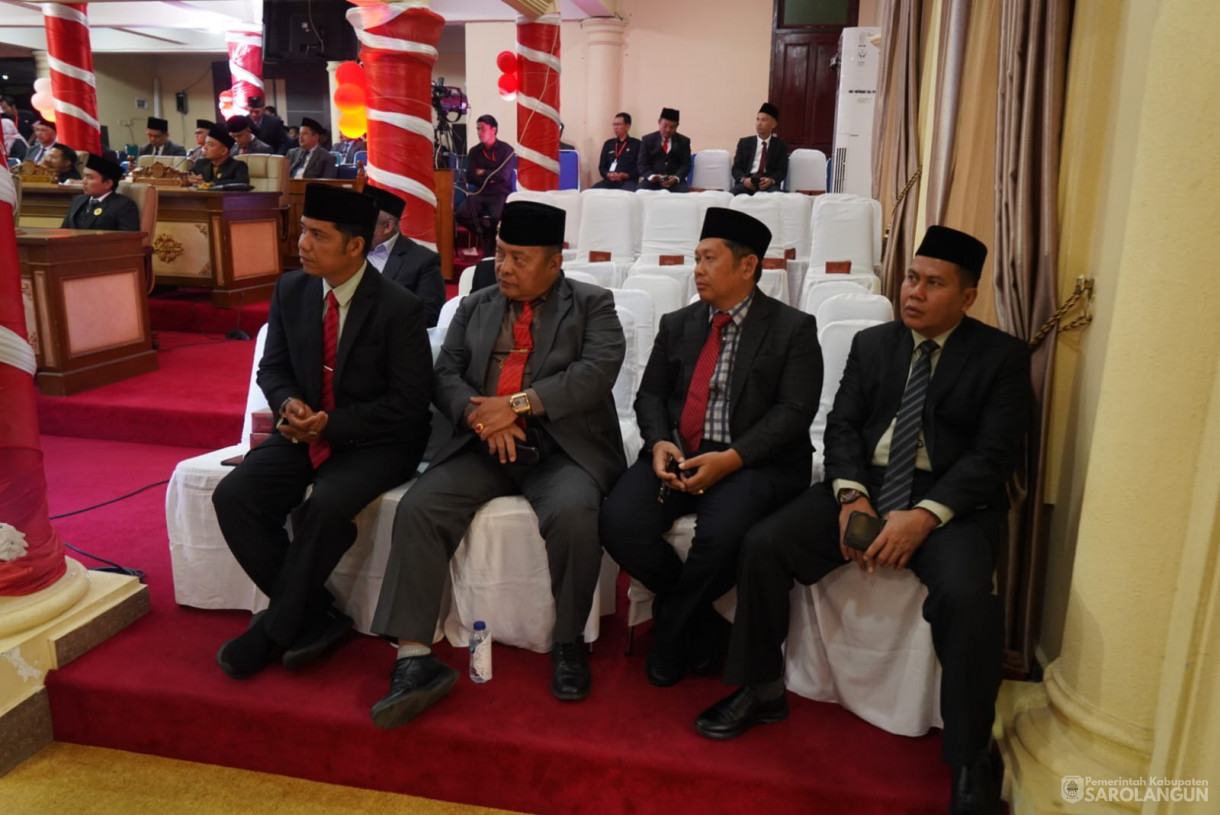 15 Agustus 2025 -&nbsp;Mendengarkan dan Menyaksikan Sidang Tahunan MPR RI Dan Pidato Kenegaraan Presidan RI Dalam Rangka HUT KE 80 Kemerdekaan RI Dalam Sidang Bersama DPR DPD RI
