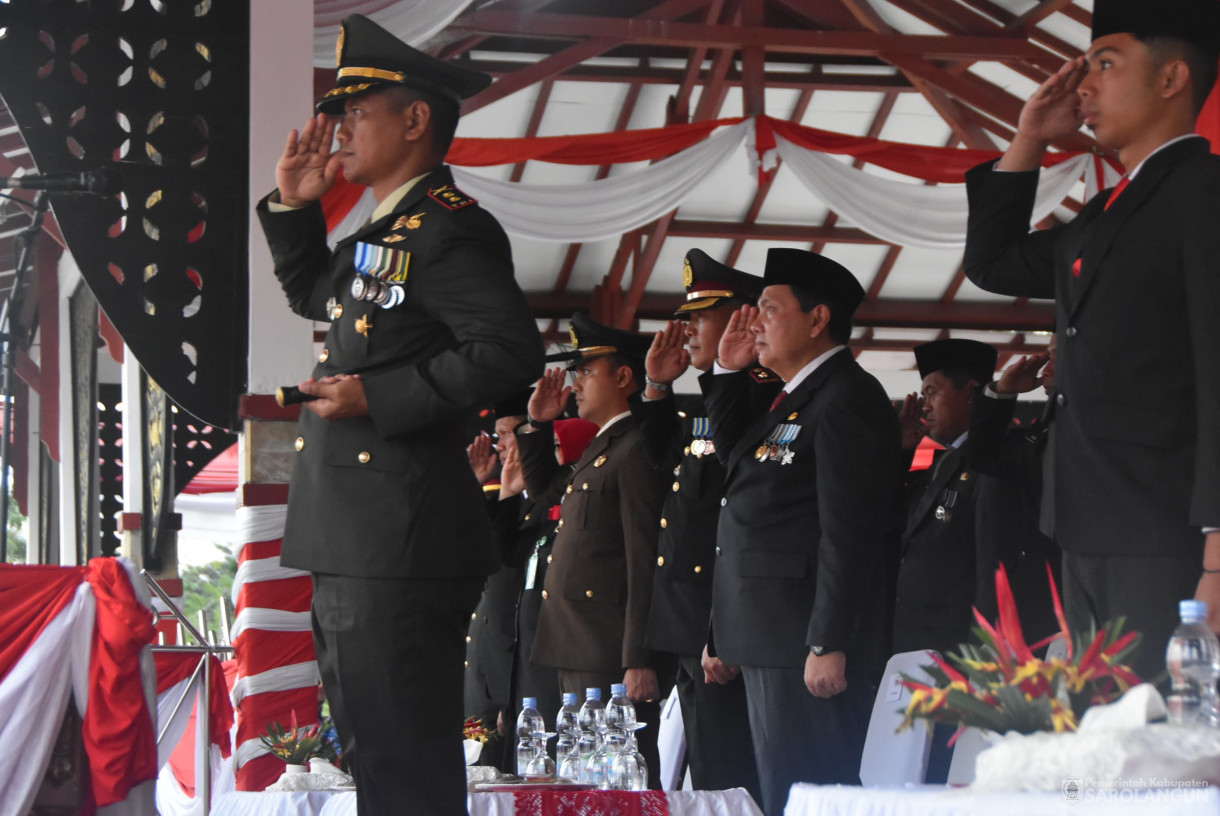 17 Agustus 2024 -&nbsp;Upacara Penurunan Bendera Merah Putih Dalam Rangka HUT RI Ke 79, Bertempat di Lapangan Gunung Kembang Sarolangun