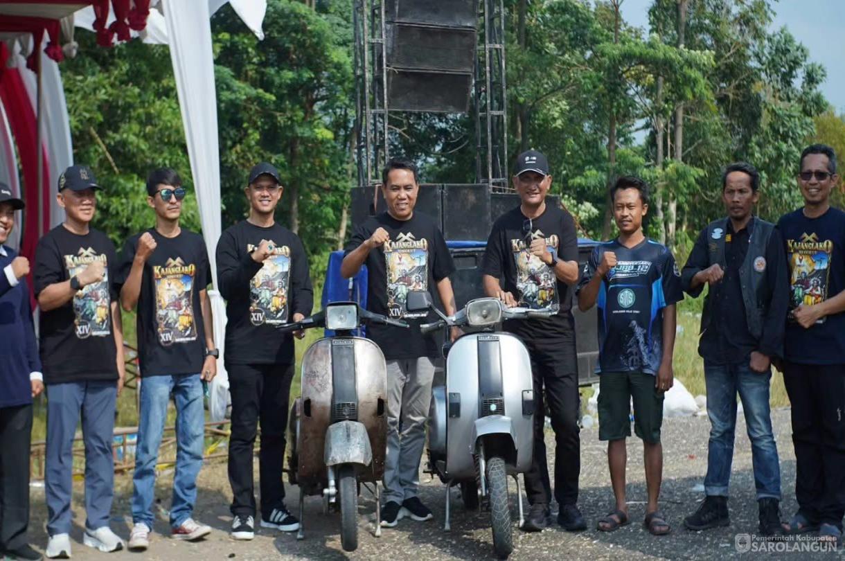 23 Agustus 2026 Salam Satu Vespa Sejuta Saudara Kajanglako Ke XIV di Singkut