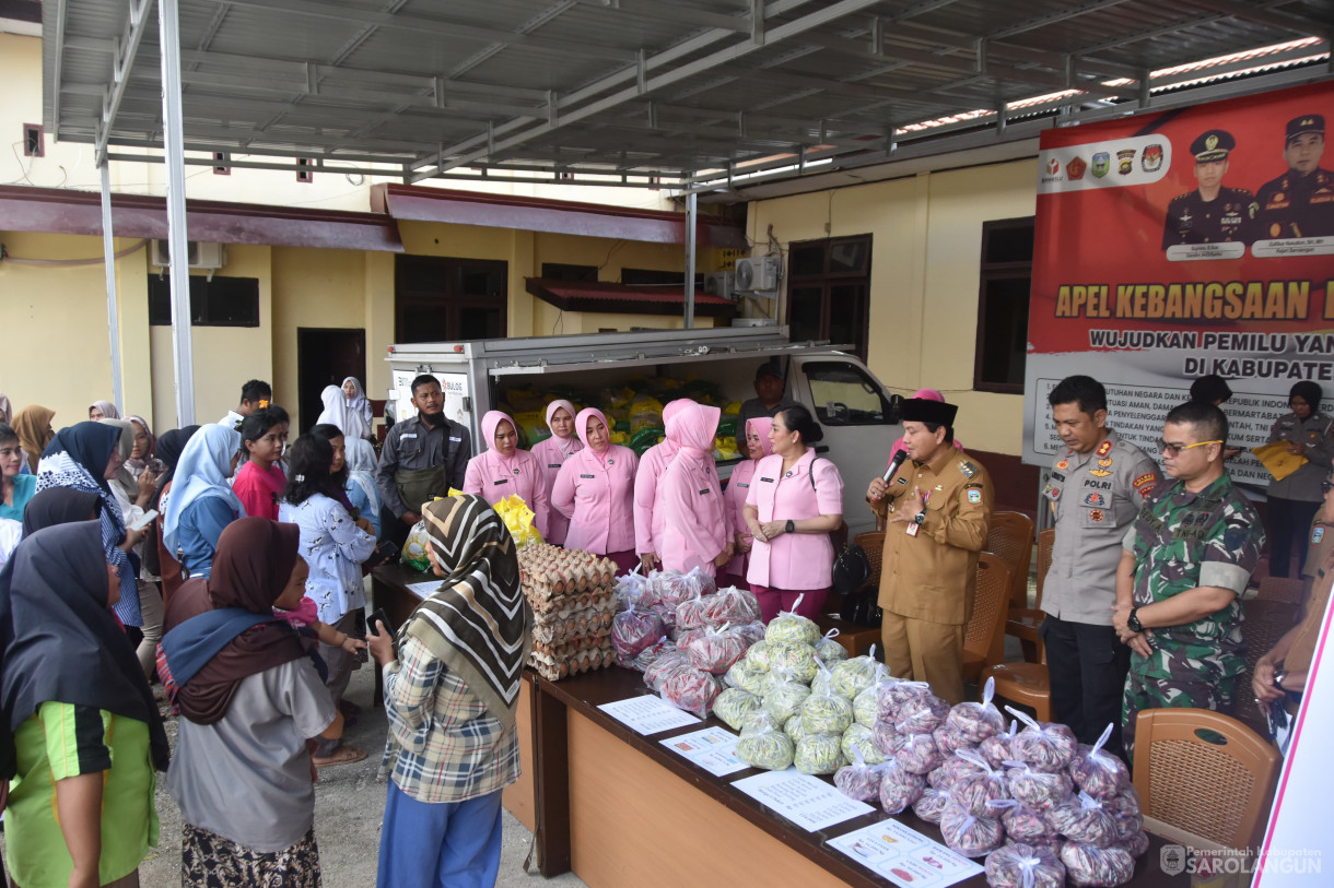 25 Maret 2024 - Operasi Pasar Murah Bersama Yayasan Kemala Bhayangkari Peduli Di Halaman Polres Sarolangun