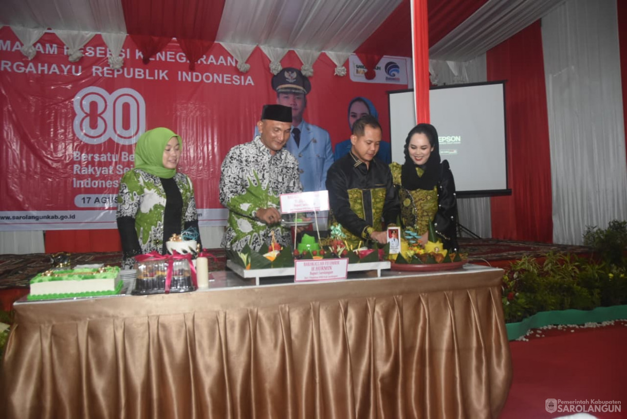 17 Agustus 2025&nbsp; Malam Resepsi Kenegaraan Dirgahayu Republik Indonesia di Rumah Dinas Bupati Sarolangun