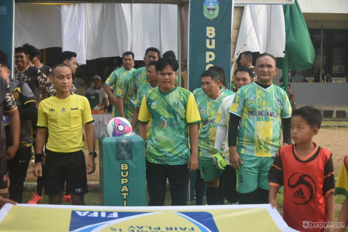 2 November 2025 Pertandingan Exhibition Pembukaan Bupati Cup Sarolangun di GOR Sarolangun