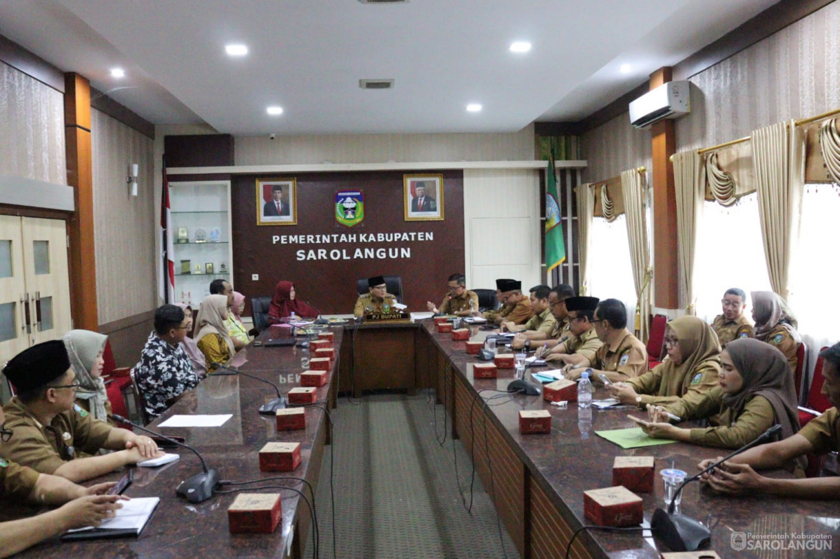 26 Februari 2024 -&nbsp;Exit Meeting Tim BPK RI Perwakilan Provinsi Jambi Pada Pelaksanaan Pemeriksaan Interim atas Laporan Keuangan Pemerintah Daerah Tahun Anggaran 2023 pada Pemerintah Kabupaten Sarolangun