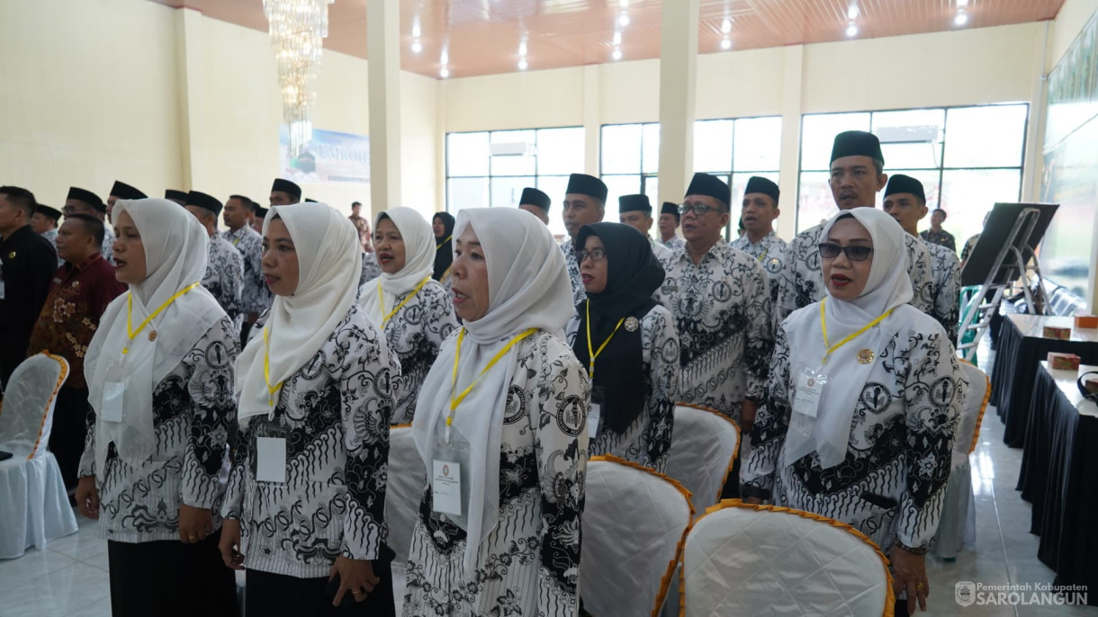 19 Juni 2025 -&nbsp;Membuka kegiatan Konfrensi Kabupaten PGRI Kabupaten Sarolangun masa Bakti XXIII Periode 2025 sd 2030