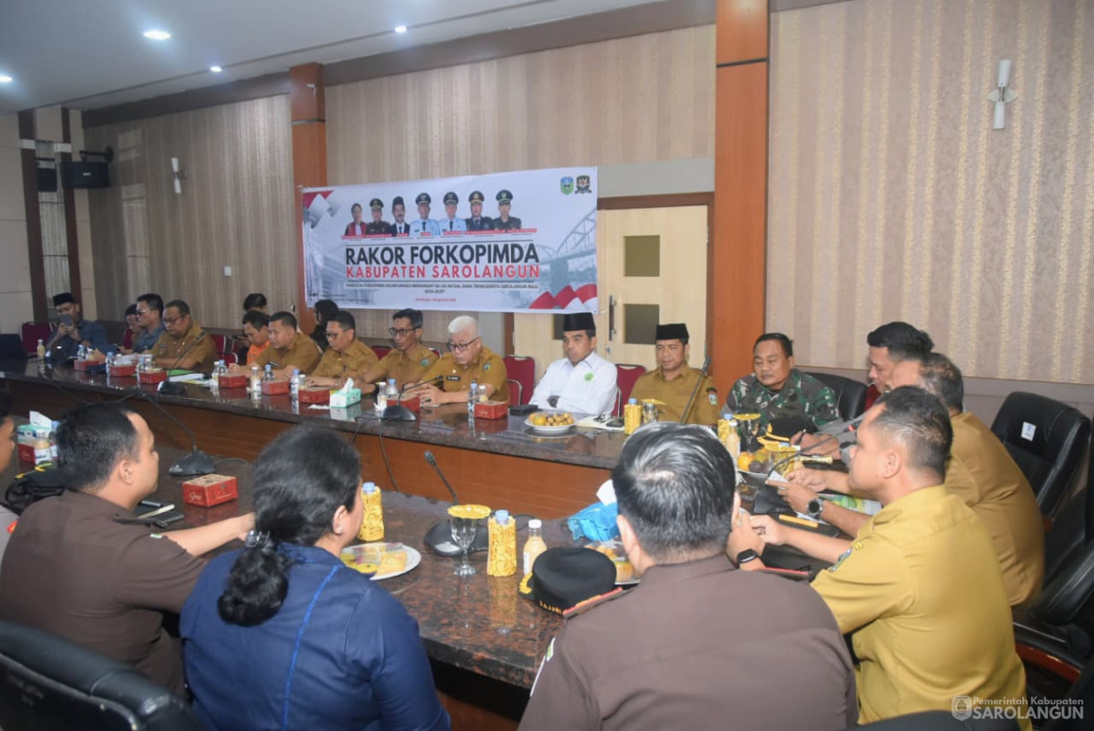 26 Agustus 2025 Rapat Koordinasi Forkopimda Kabupaten Sarolangun di Ruang Pola Utama Kantor Bupati Sarolangun
