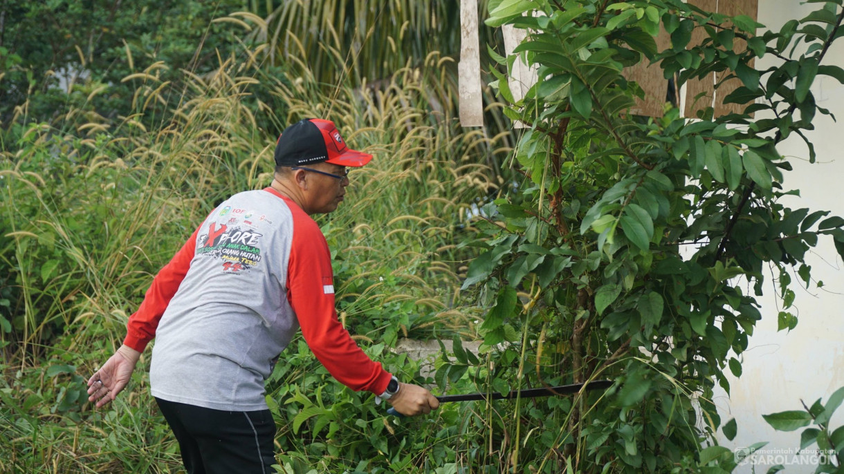 24 April 2026 Gotong Royong Berbakti Maju di Pasar Limbur Kelurahan Limbur Tembesi Kecamatan Bathin VIII