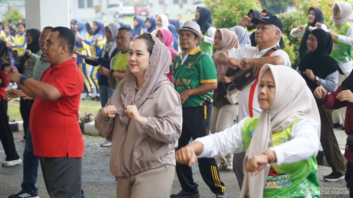 6 Januari 2026&nbsp; Senam Sehat Bersama di GOR Sarolangun