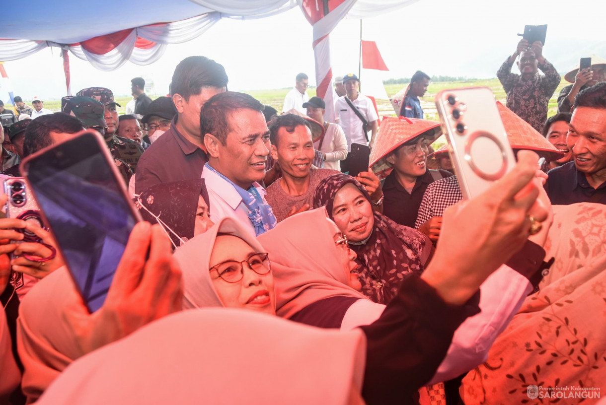23 Juli 2025 - Kunjungan Kerja Menteri Pertanian RI Dalam Rangka Mendukung Pelaksanaan Program Swasembada pangan di Desa Tanjung Mudo Kecamatan Sitinjau Laut Kabupaten Kerinci