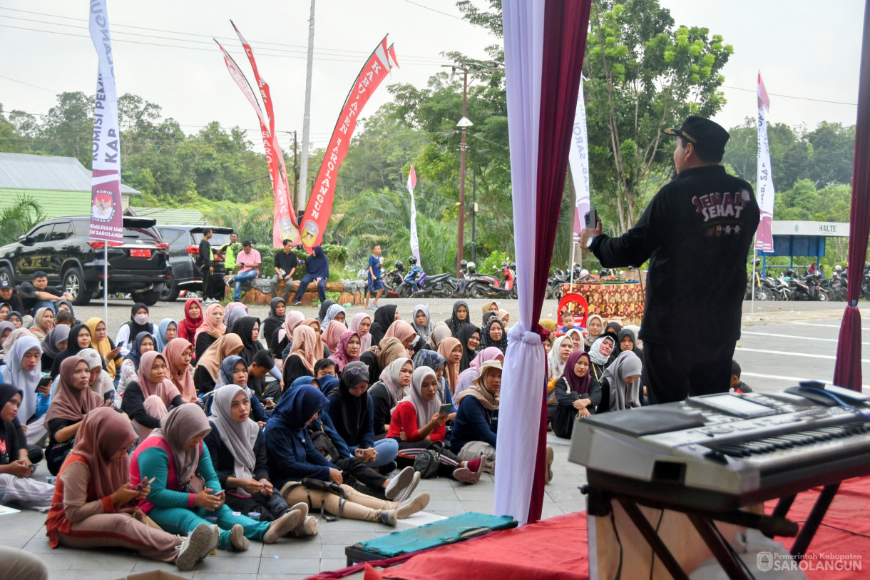 24 Desember 2023 - Senam Sehat Bersama KPU Dalam Rangka Sosialisasi Pemilu Tahun 2024 Di Lapangan Gunung Kembang Sarolangun