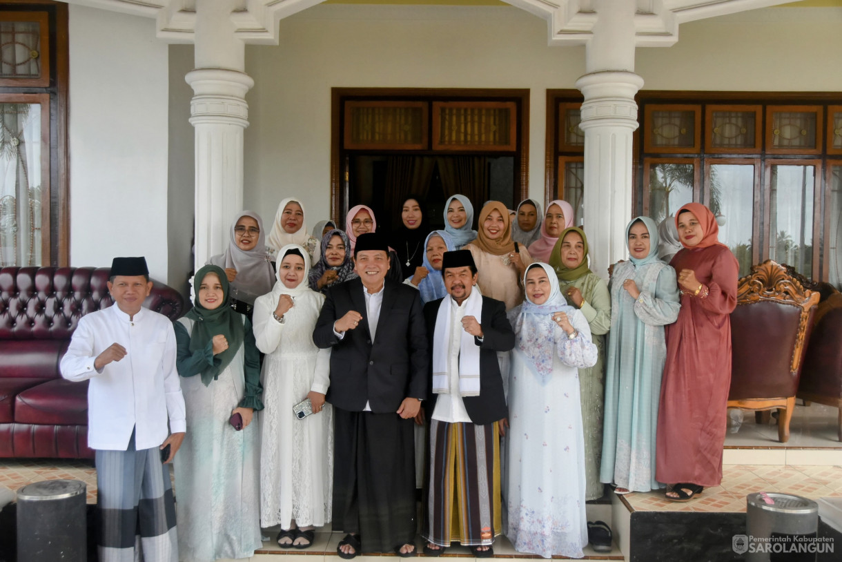 17 Juni 2024 - Open House Di Rumah Dinas Bupati Sarolangun