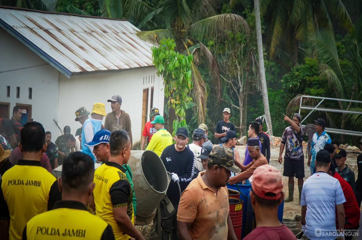 17 Juli 2026 Gotong Royong Perbaikan Jalan dalam Rangka Karya Skala Besar TNI 2026 di Desa Lubuk Sayak Kecamatan Pelawan