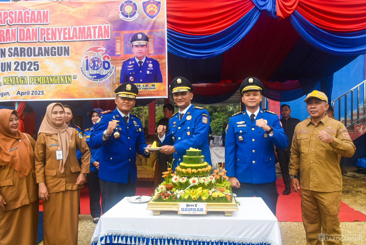 21 April 2025 -&nbsp;Apel Peringatan HUT Damkar Ke 106 Tingkat Kabupaten Sarolangun