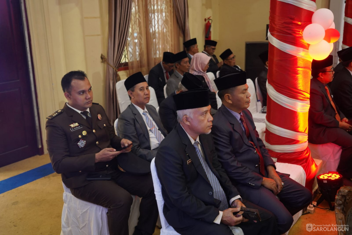 15 Agustus 2025 -&nbsp;Mendengarkan dan Menyaksikan Sidang Tahunan MPR RI Dan Pidato Kenegaraan Presidan RI Dalam Rangka HUT KE 80 Kemerdekaan RI Dalam Sidang Bersama DPR DPD RI