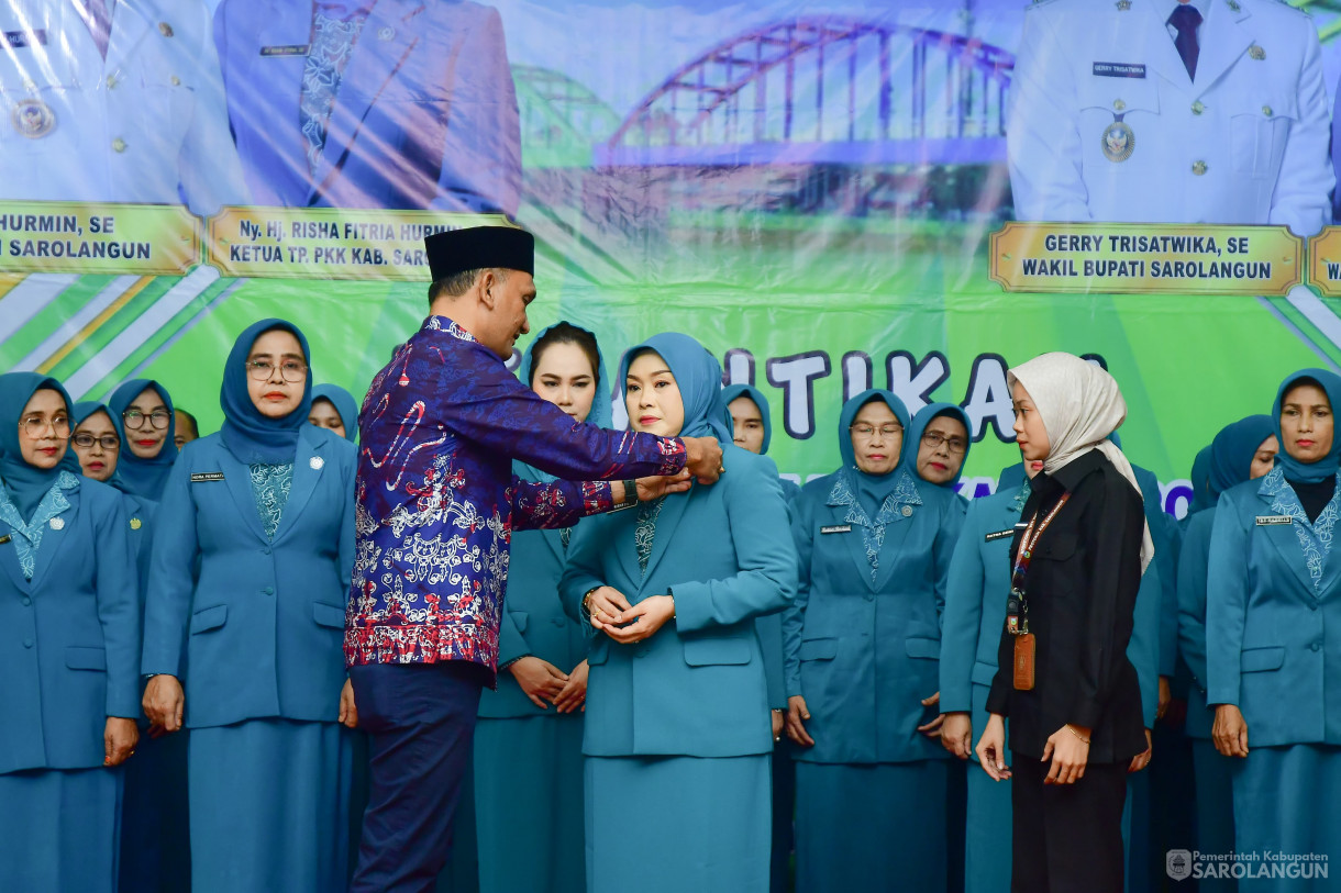 27 Maret 2025 -&nbsp;Pelantikan Pengurus TP PKK Kabupaten Sarolangun Periode Tahun 2025 sd 2030 Oleh Ketua TP PKK Kabupaten Sarolangun Bertempat di Ruang Aula Utama Kantor Bupati Sarolangun