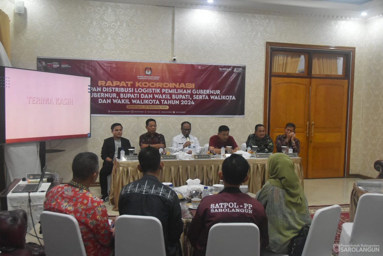 22 November 2024 - Rapat Koordinasi Penetapan Distribusi Logistik Pemilihan Gubernur Dan Wakil Gubernur, Bupati Dan Wakil Bupati Tahun 2024, Bertempat di Rumah Dinas Bupati Sarolangun