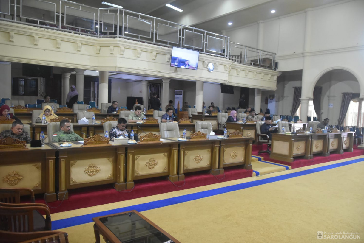 26 November 2024 - Rapat Paripurna Tingkat I Tahap 3, Tingkat II Bertempat di Gedung DPRD Sarolangun