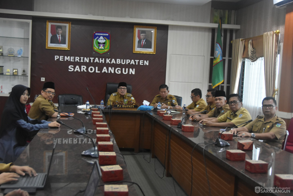 29 April 2024 - Rapat Dengan Mendagri Dan TPID Di Ruang Pola Utama Kantor Bupati Sarolangun