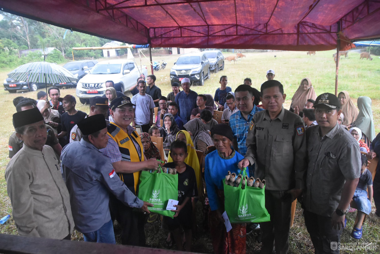 9 Agustus 2024 -&nbsp;Penyerahan Bantuan Kepada Mustahiq Warga Desa Pulau Buayo Program Baznas Sarolangun Sekaligus Pembukaan Turnamen Bola Voli Putri Dalam Rangka Menyambut Hari Kemerdekaan Indonesia, Bertempat di Desa Pulau Buayo kecamatan Bathin VII