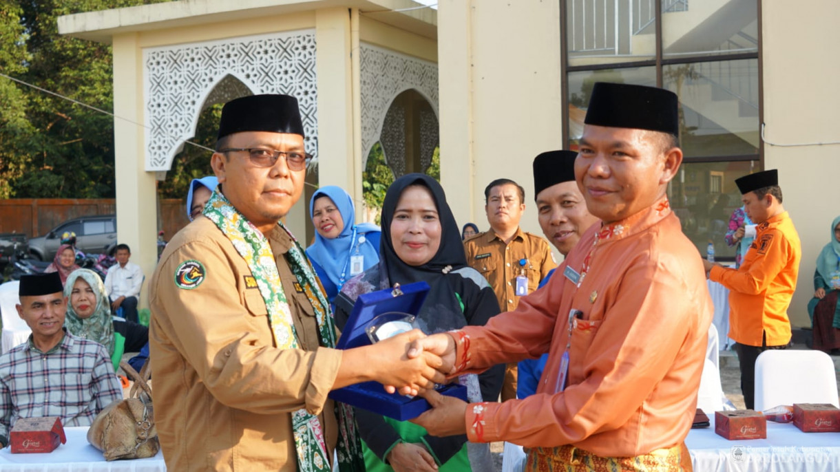 Kafilah MTQ Kabupaten Merangin Tiba di Kabupaten Sarolangun