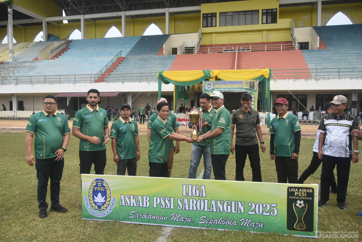 5 Juli 2025 - Bupati Sarolangun Hurmin Buka Liga Askab PSSI Sarolangun Ke IV Tahun 2025 Sekaligus Perebutan Piala Kapolres Cup Pertama&nbsp;